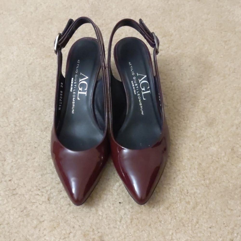 AGL pumps size 8